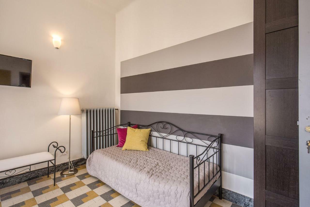Aweshomeitaly - Bay Windows Apartment Специя Екстериор снимка